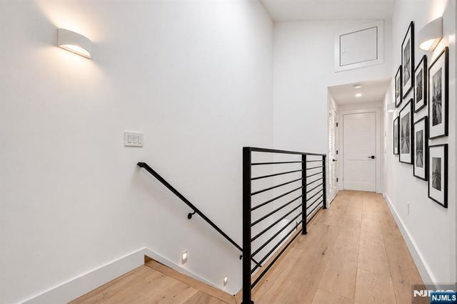 152 Morningside Lane A, Palisades Park, NJ 07650