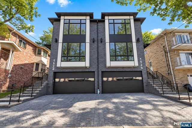 152 Morningside Lane A, Palisades Park, NJ 07650