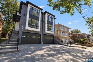 152 Morningside Lane A, Palisades Park, NJ 07650