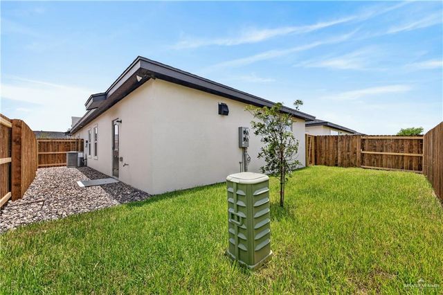 719 Coves Lane 4, Weslaco, TX 78599