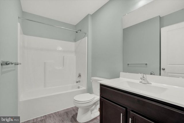 17995 DAVE ANNE CIR, Stewartstown, PA 17363