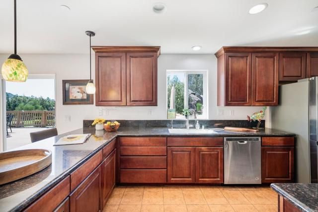 1023 Olive Avenue, Ramona, CA 92065