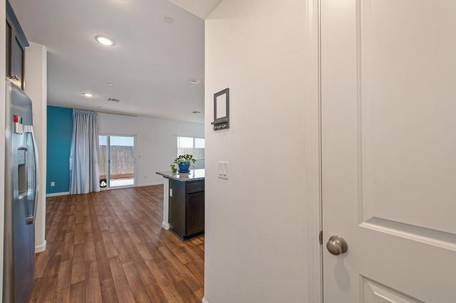 12135 Alamosa Dr, Rancho Cordova, CA 95742