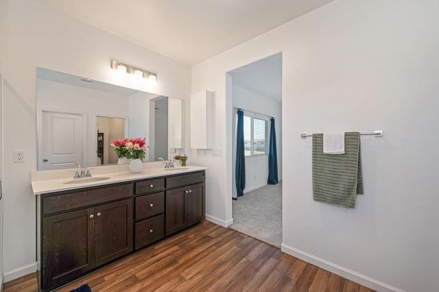 12135 Alamosa Dr, Rancho Cordova, CA 95742