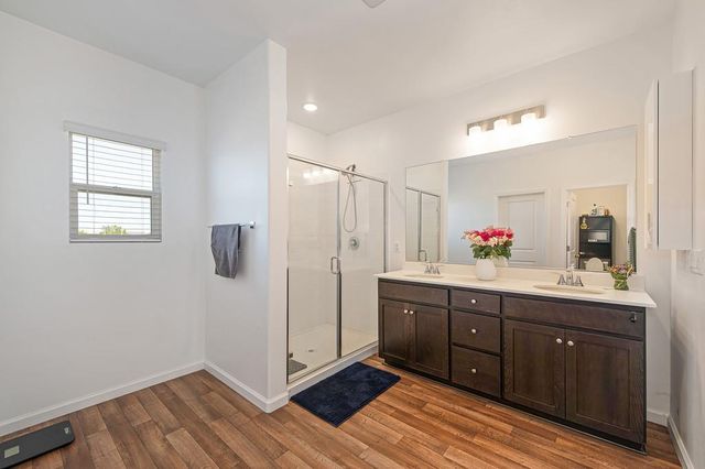 12135 Alamosa Dr, Rancho Cordova, CA 95742