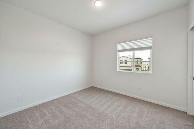 12135 Alamosa Dr, Rancho Cordova, CA 95742