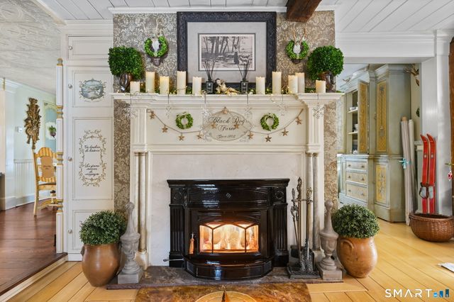 6 Hoyt Road, Sherman, CT 06784