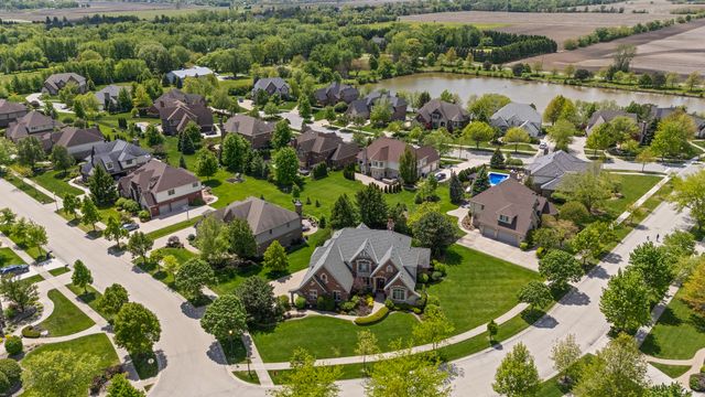 22602 Granite Drive, Frankfort, IL 60423