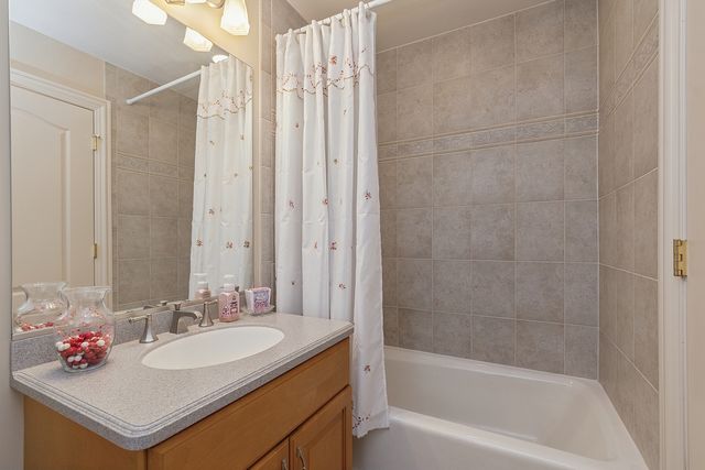 22602 Granite Drive, Frankfort, IL 60423