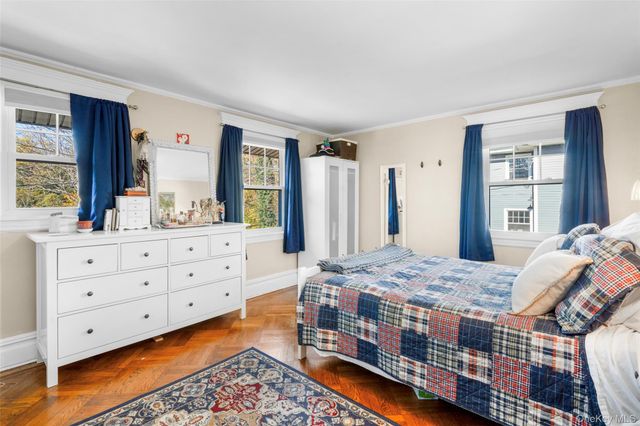 330 First Avenue, Pelham, NY 10803