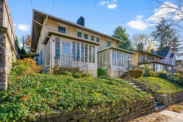 330 First Avenue, Pelham, NY 10803