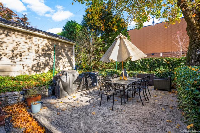 330 First Avenue, Pelham, NY 10803