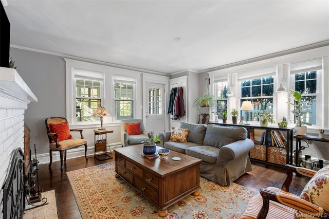 330 First Avenue, Pelham, NY 10803