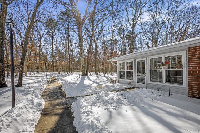 230 Blackpool Court A, Ridge, NY 11961