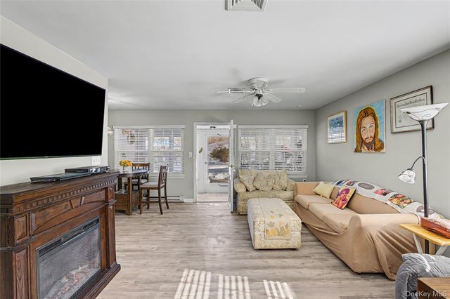 230 Blackpool Court A, Ridge, NY 11961