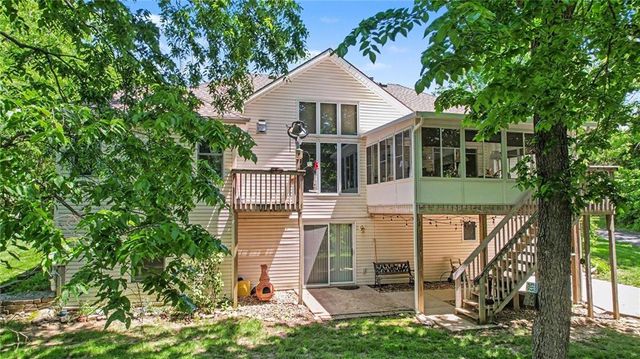 6234 Ogg Road, Shawnee, KS 66218