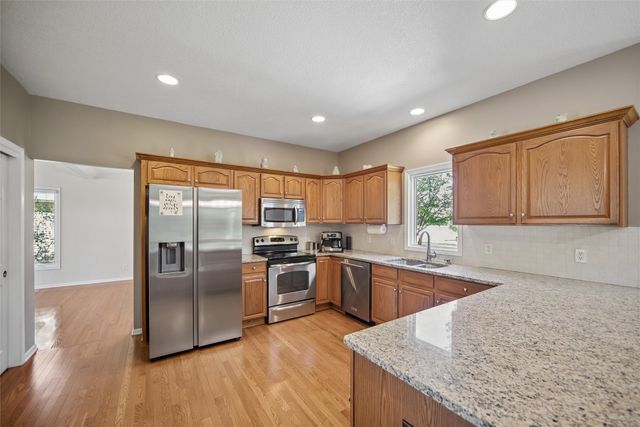 835 SE Westwoods Drive, Waukee, IA 50263