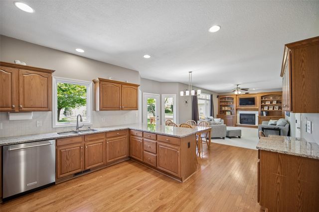 835 SE Westwoods Drive, Waukee, IA 50263