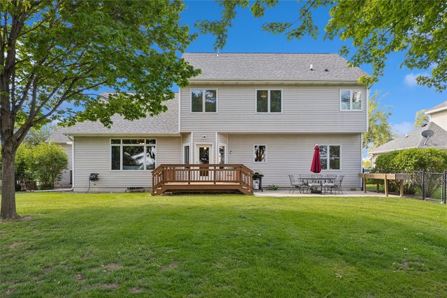 835 SE Westwoods Drive, Waukee, IA 50263