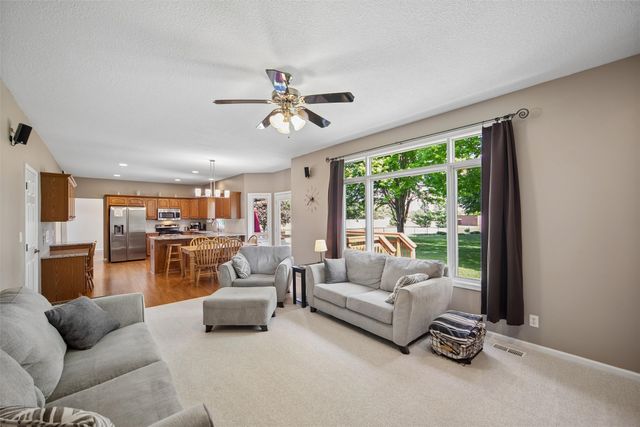 835 SE Westwoods Drive, Waukee, IA 50263