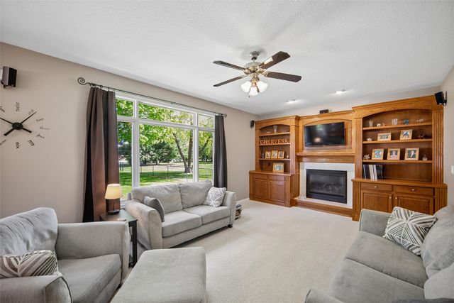 835 SE Westwoods Drive, Waukee, IA 50263
