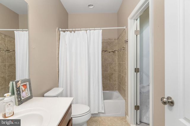 215 ROCK RAYMOND DR, Stafford, VA 22554