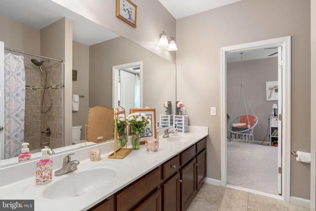 215 ROCK RAYMOND DR, Stafford, VA 22554