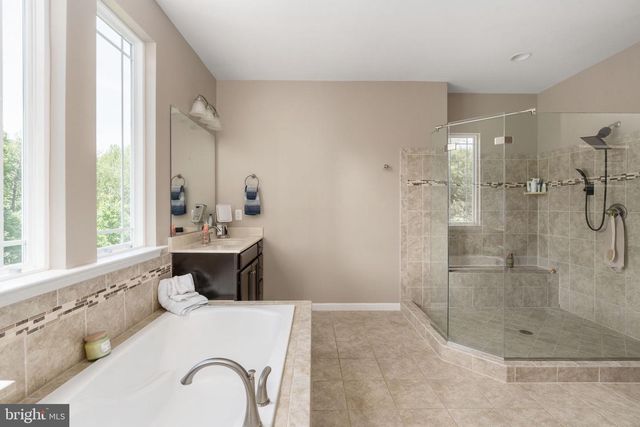 215 ROCK RAYMOND DR, Stafford, VA 22554