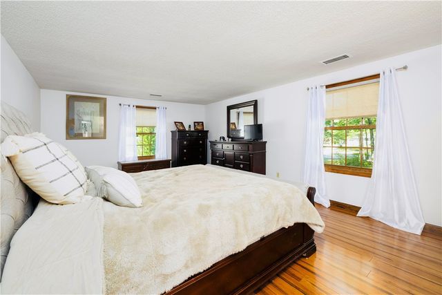 8 Winterberry Drive, Coventry, RI 02816