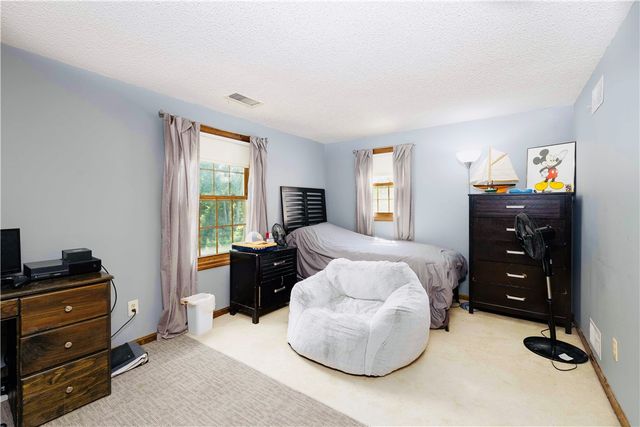 8 Winterberry Drive, Coventry, RI 02816