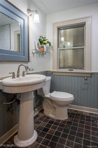 735 Withington Street, Ferndale, MI 48220