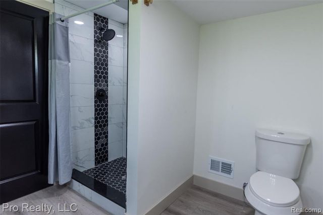 735 Withington Street, Ferndale, MI 48220