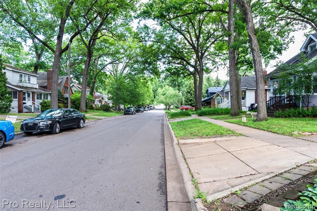 735 Withington Street, Ferndale, MI 48220
