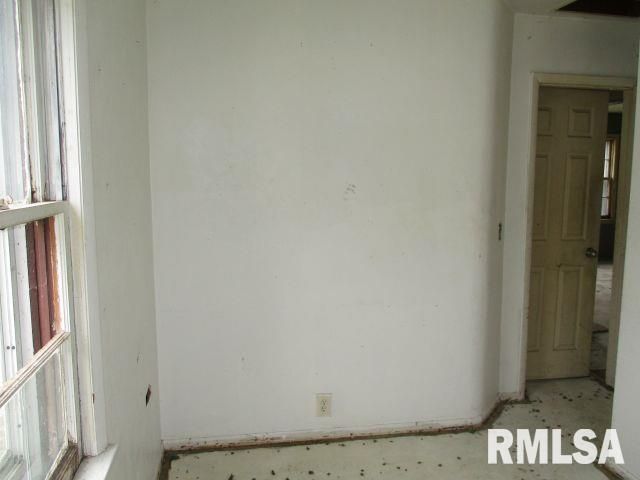 1409 S 9th Street, Pekin, IL 61554