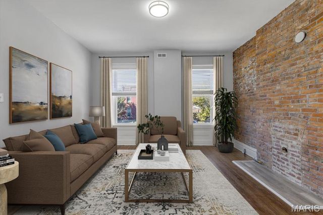 3820 Wisconsin Avenue, St Louis, MO 63118