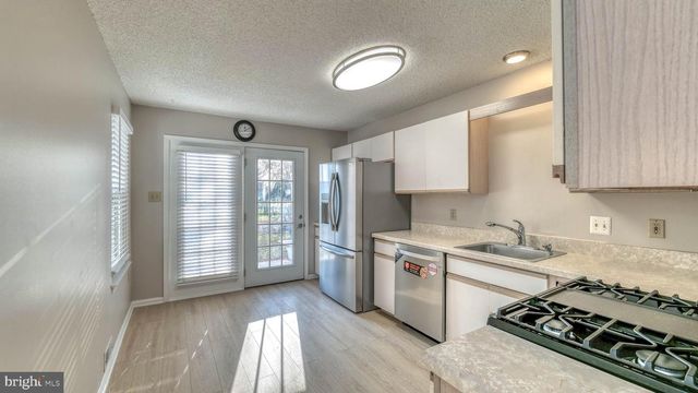 27 GREENS WAY, Blackwood, NJ 08012