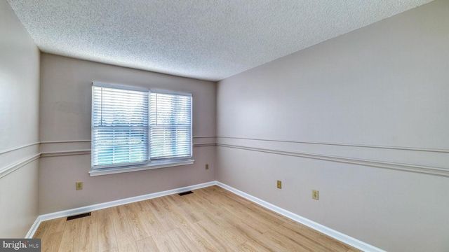 27 GREENS WAY, Blackwood, NJ 08012