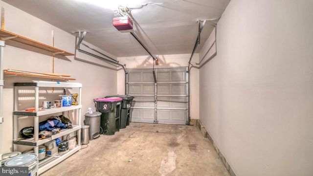 27 GREENS WAY, Blackwood, NJ 08012