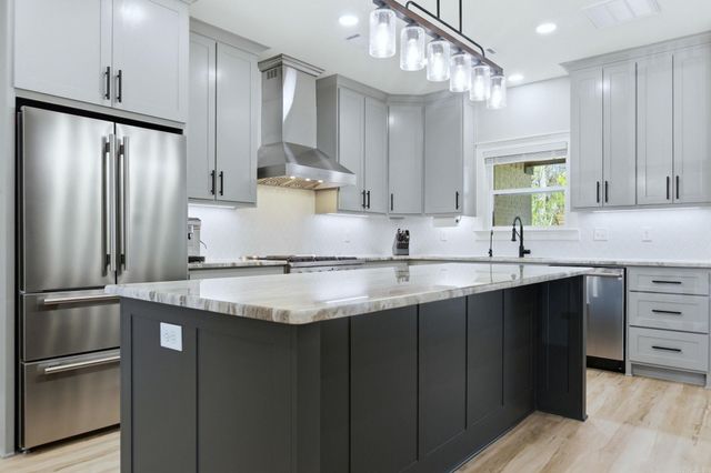 154 Majestic Circle, Maumelle, AR 72113