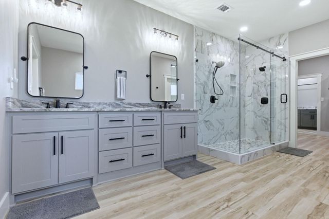 154 Majestic Circle, Maumelle, AR 72113