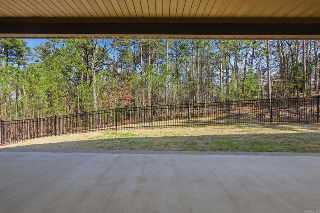 154 Majestic Circle, Maumelle, AR 72113