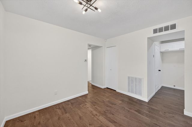 428 Dollins Street, Cedar Hill, TX 75104
