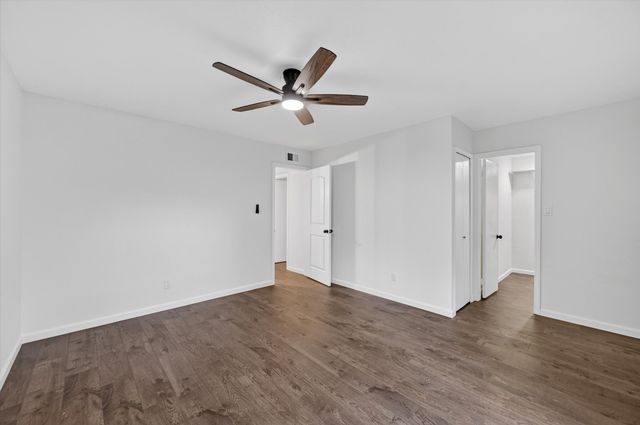 428 Dollins Street, Cedar Hill, TX 75104