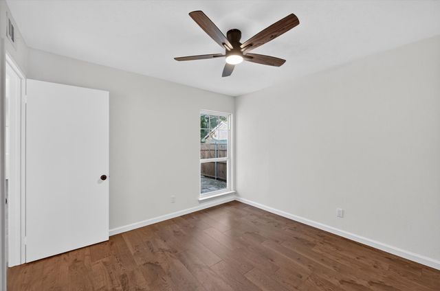 428 Dollins Street, Cedar Hill, TX 75104