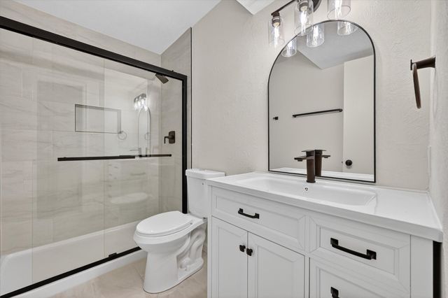428 Dollins Street, Cedar Hill, TX 75104