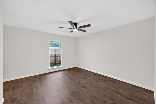 428 Dollins Street, Cedar Hill, TX 75104
