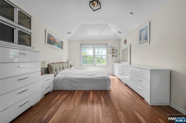 39 Birch Street, Ridgefield Park, NJ 07660