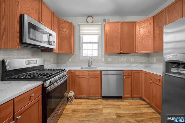 39 Birch Street, Ridgefield Park, NJ 07660