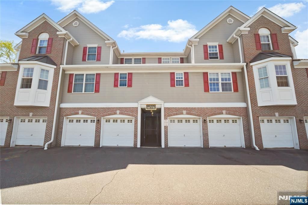 39 Birch Street, Ridgefield Park, NJ 07660