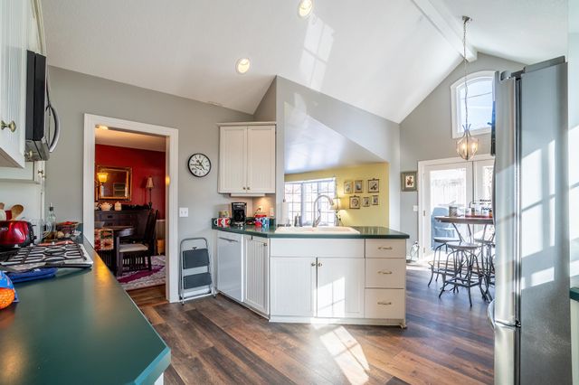 3218 Eastbrook Drive, Fort Wayne, IN 46805